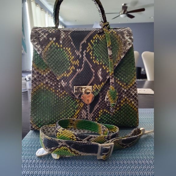 NWT The Python Pelle Collection Exotic Skins hardware loose but fully functional - Picture 11 of 11